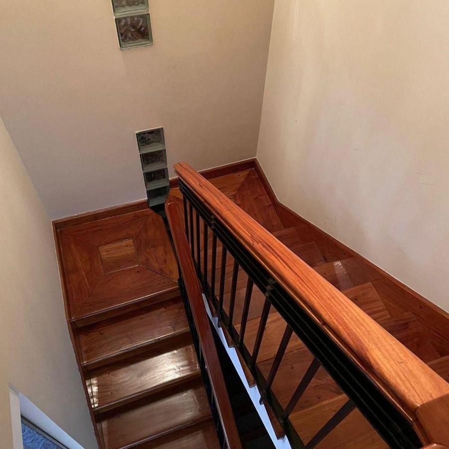 Venta - Villa Lugano - Chalet de Categoría 5 Ambientes 2