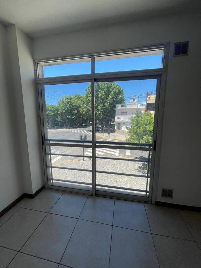 Venta 2 Ambientes con Cochera Parque Avellaneda 3