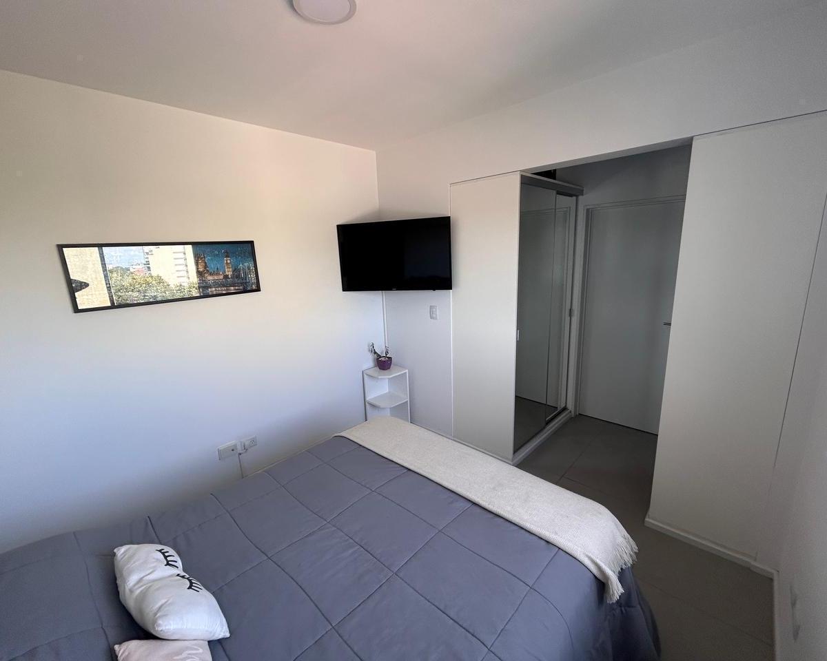 Departamento 3 Ambientes Al Frente C/2 Baños y Balcon 2