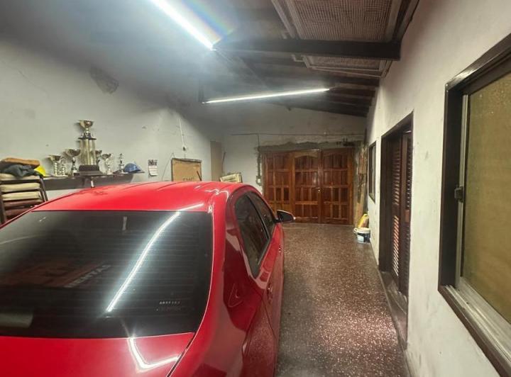 VENTA CASA 4 AMBIENTES CON QUINCHO Y GARAGE EN VILLA SOLDATI 3