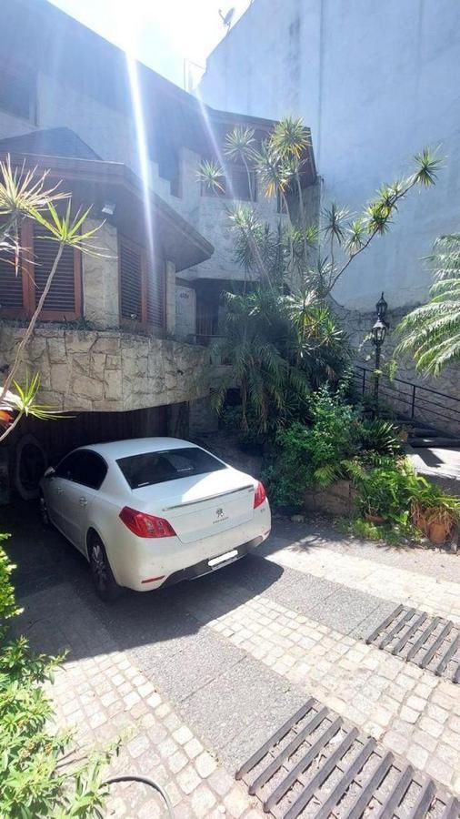 Foto de VENTA CASA DE CATEGORIA 5 AMBIENTES CON PARQUE EN VILLA LUGANO, imagen 3