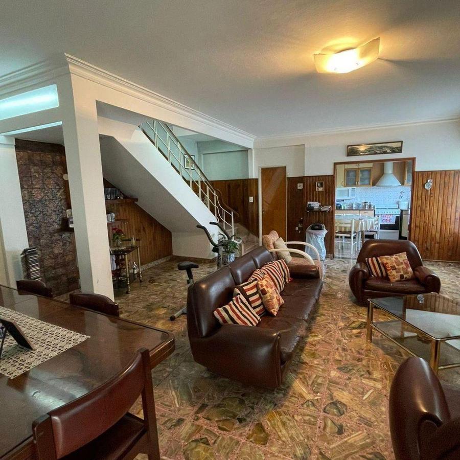 Foto de VENTA CASA 4 AMBIENTES CON GARAGE EN LOTE PROPIO en Villa Lugano, CABA, imagen 5