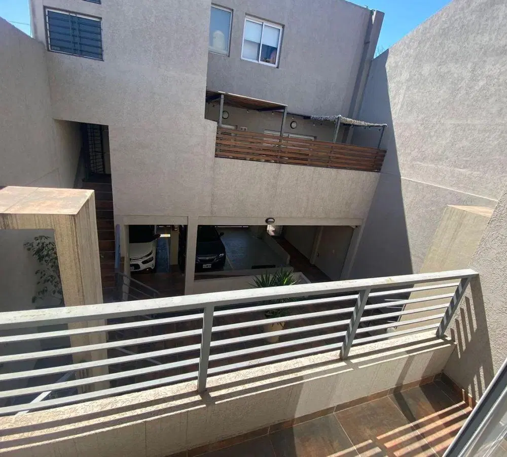 VENTA DÚPLEX 3 AMBIENTES APTO CRÉDITO CON BAÑO COMPLETO TOILETTE Y TERRAZA PROPIA EN VILLA LUGANO 4