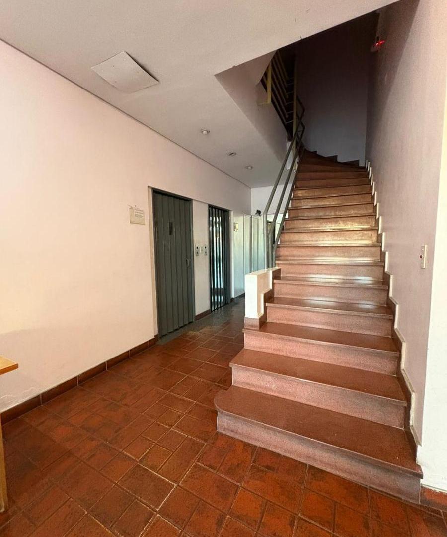 Foto de VENTA DEPARTAMENTO 3 AMBIENTES AL FRENTE CON BALCÓN APTO CRÉDITO EN VILLA LUGANO, imagen 4