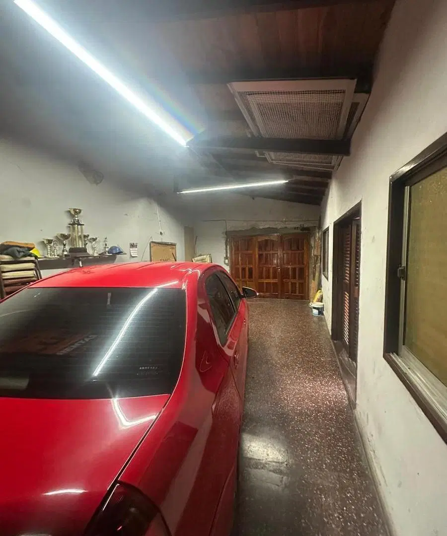 VENTA CASA 4 AMBIENTES CON QUINCHO Y GARAGE en Villa Lugano, CABA 3