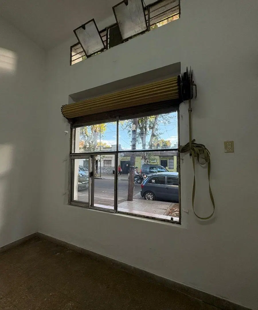 ALQUILER DE LOCAL COMERCIAL en Villa Lugano, CABA 5