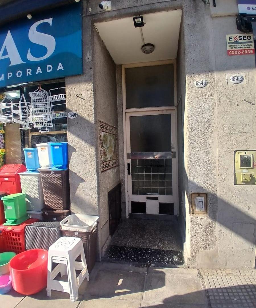 Foto de ALQUILER DE DEPARTAMENTO 2 AMBIENTES SOBRE CENTRO COMERCIAL CHILAVERT, imagen 5
