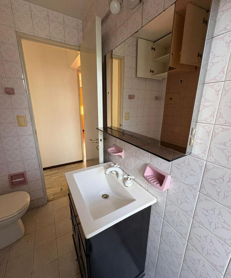 Foto de ALQUILER DE DEPARTAMENTO 3 AMBIENTES EN BARRIO NÁGERA, en Villa Lugano, imagen 2