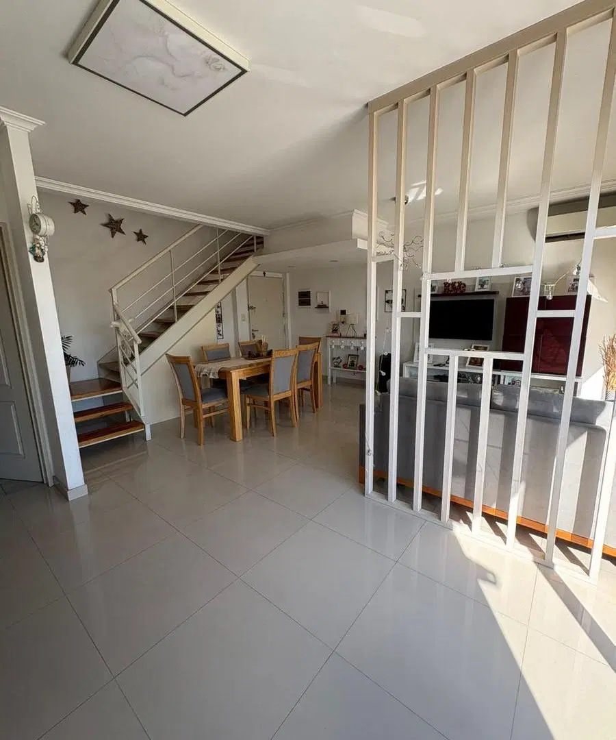 VENTA DEPARTAMENTO 3 AMBIENTES EN DÚPLEX CON 2 BALCONES ATERRAZADOS EN VILLA LUGANO 8