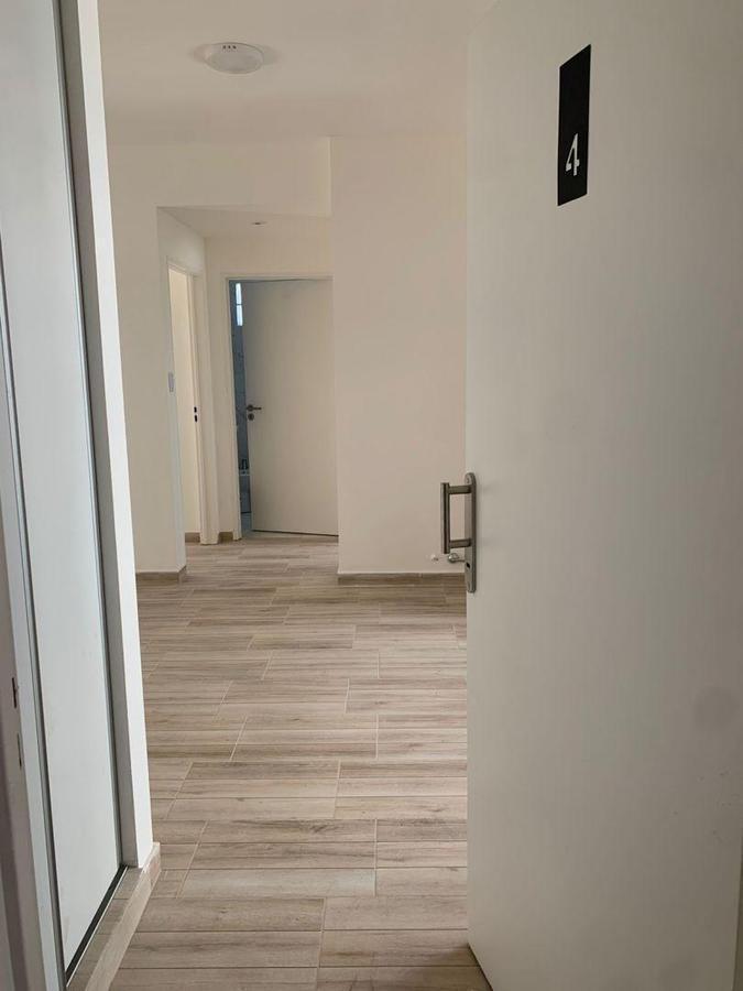 Foto de VENTA DEPARTAMENTO 3 AMBIENTES A ESTRENAR CON COCHERA Y PATIO en Villa, imagen 2