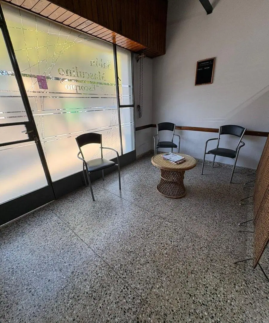VENTA DE CASA 3 AMBIENTES CON LOCAL, GRAN POTENCIAL DE INVERSIÓN en Villa Lugano, Capital Federal 2