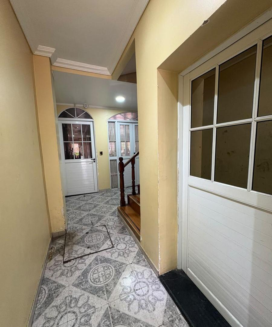 Foto de VENTA DE EXCLUSIVA PROPIEDAD MULTIFAMILIAR (IDEAL 2 FAMILIAS) CON, imagen 2