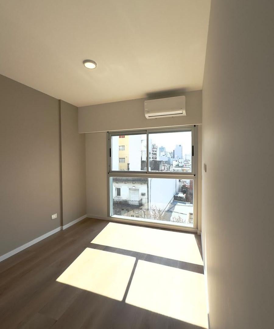 Foto de ALQUILER DE DEPARTAMENTO 3 AMBIENTES CON BALCON AL FRENTE Y COCHERA A, imagen 3