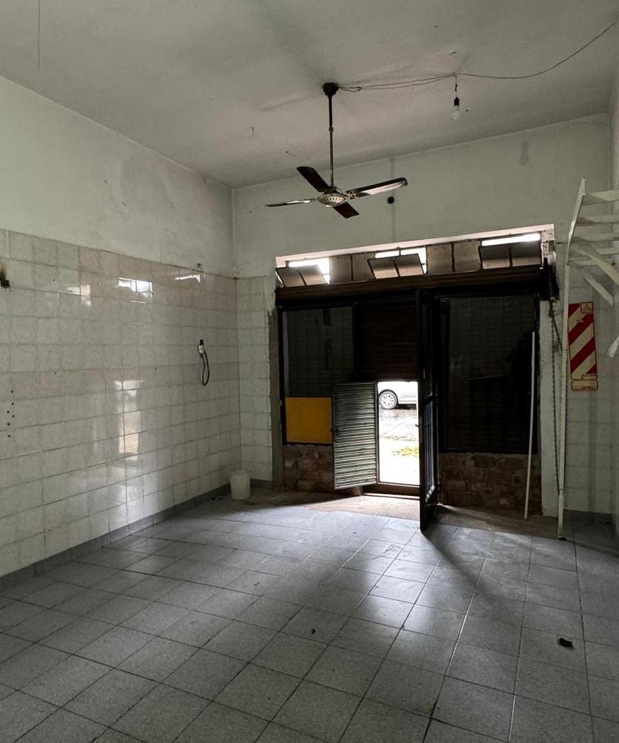 Foto de ALQUILER LOCAL COMERCIAL en Villa Lugano, CABA, imagen 2