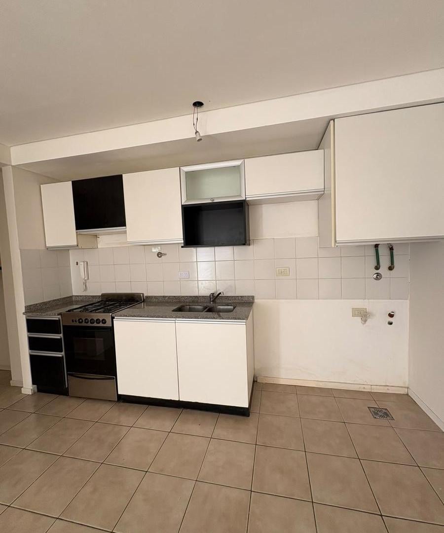 Foto de ALQUILER DE DEPARTAMENTO 2 AMBIENTES en Villa Lugano, CABA, imagen 3