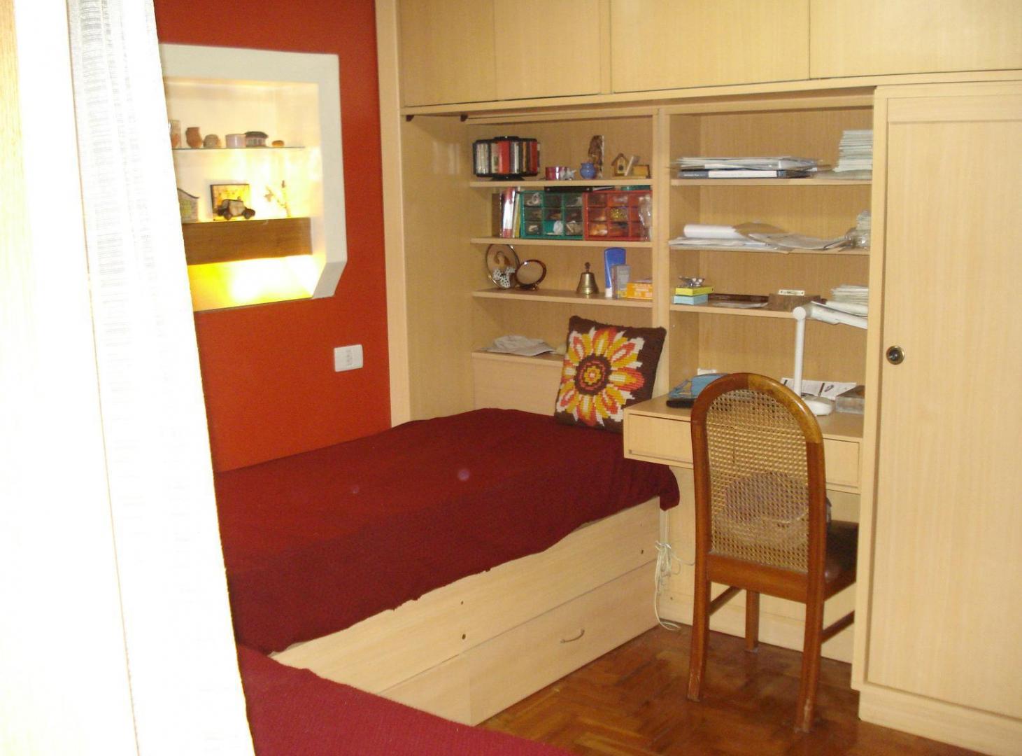 Foto de VENTA CASA EN 2 PLANTAS INTERESANTE PARA DIVIDIR Y HACER 2 PH EN VILLA, imagen 4