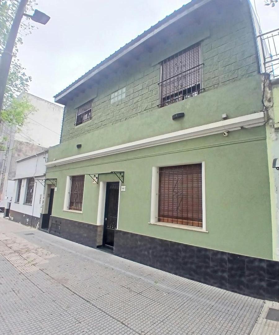 Foto de PH DE 5 AMBIENTES AL FRENTE CON TERRAZA, PARRILLA Y SUITE EN VILLA, imagen 1
