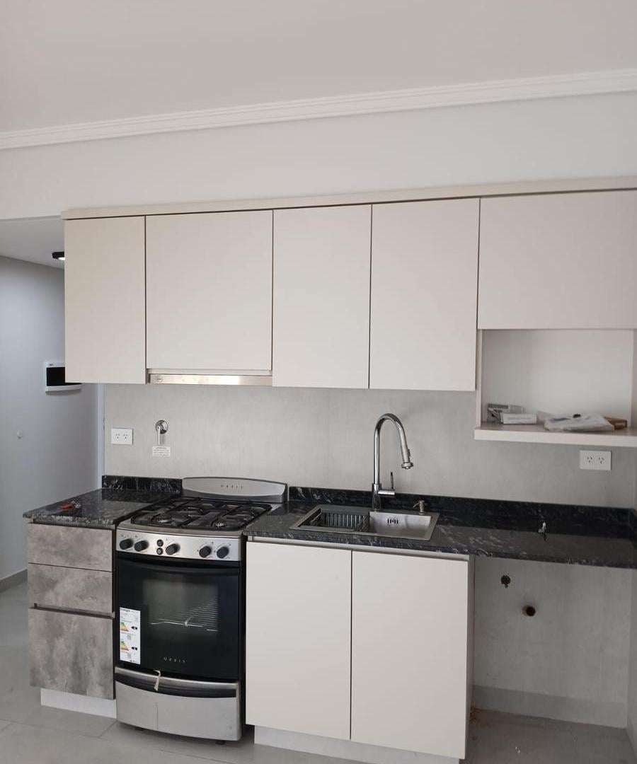 Foto de VENTA MONOAMBIENTE A ESTRENAR CON BALCÓN AL FRENTE Y VISTA PANORÁMICA, imagen 2