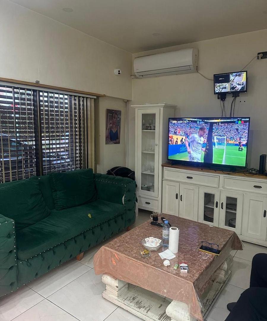 Foto de VENTA DE DEPARTAMENTO PH TIPO CASA 4 AMBIENTES en Mataderos, CABA, imagen 1