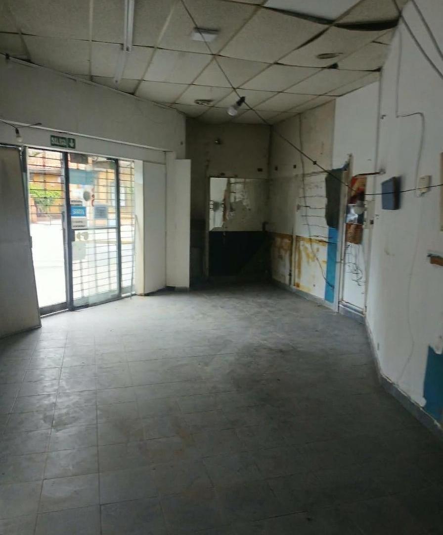 Foto de ALQUILER DE LOCAL COMERCIAL en Villa Lugano, CABA, imagen 3