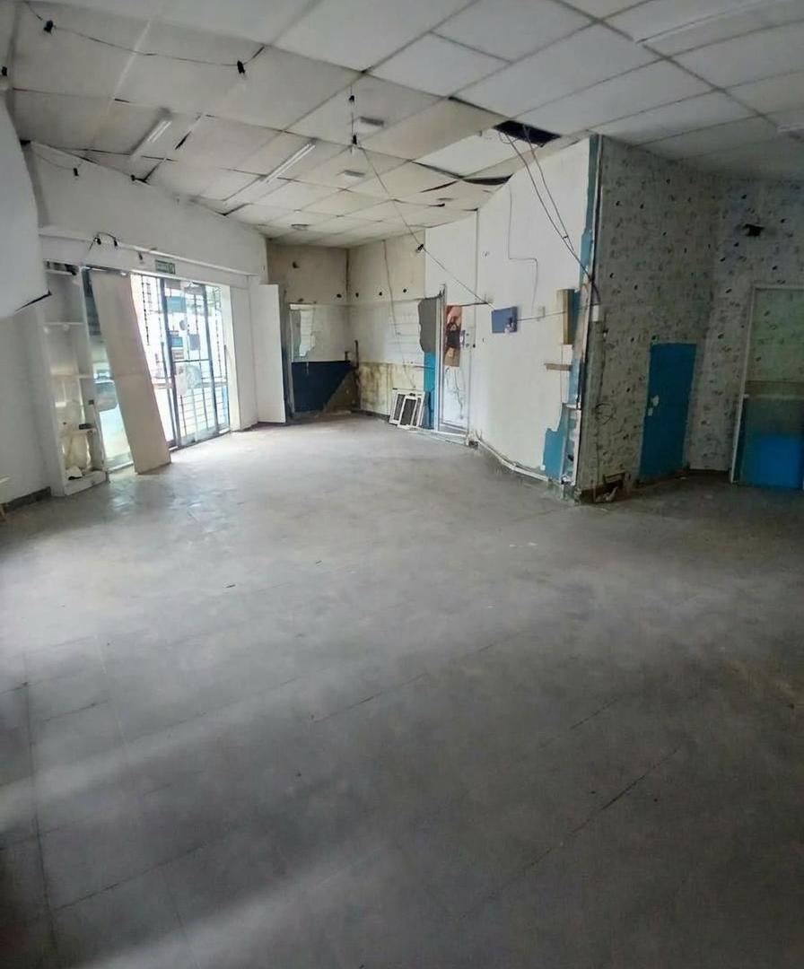 Foto de ALQUILER DE LOCAL COMERCIAL en Villa Lugano, CABA, imagen 2