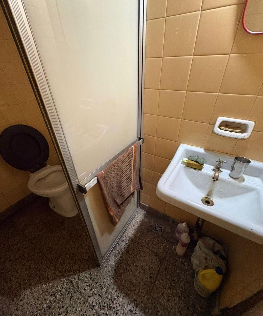 Foto de VENTA DE CASA 3 AMBIENTES CON LOCAL, GRAN POTENCIAL DE INVERSIÓN en, imagen 5