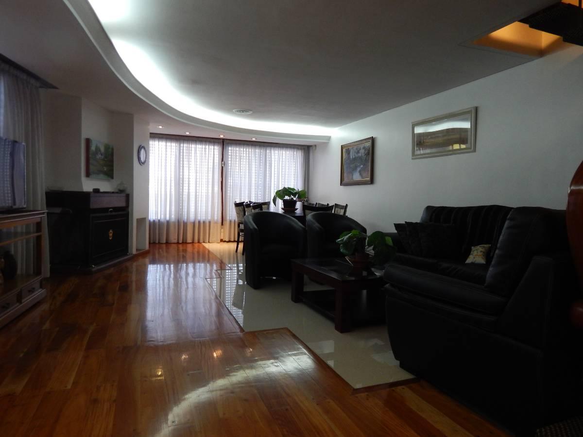 CHALET EN QUILMES OESTE. VALE LA PENA VERLO.