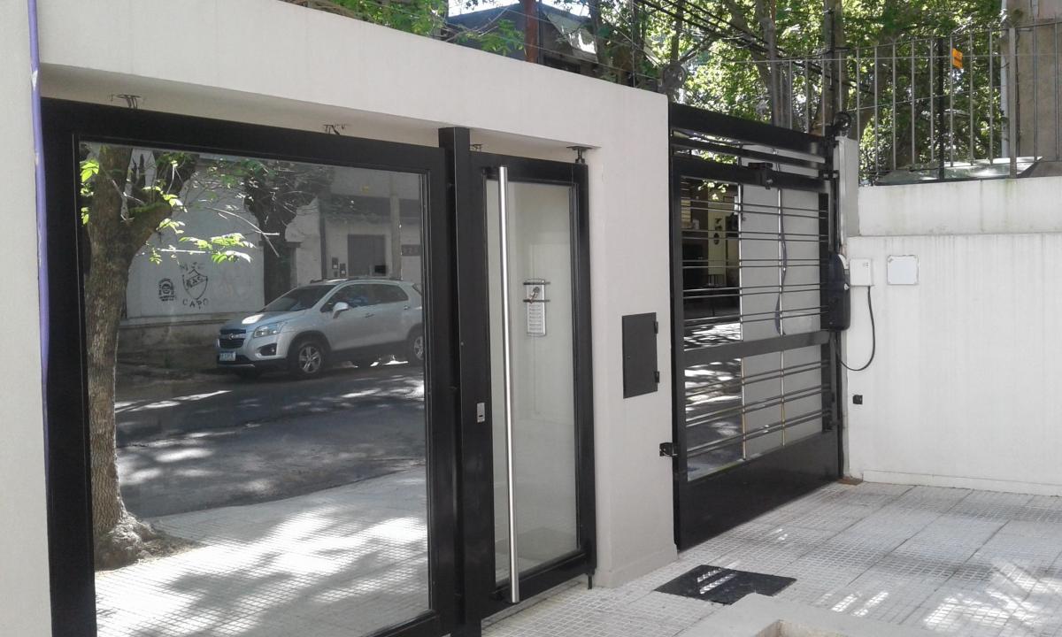 Departamento de Dos Ambientes con Cochera, en Quilmes Centro. 1