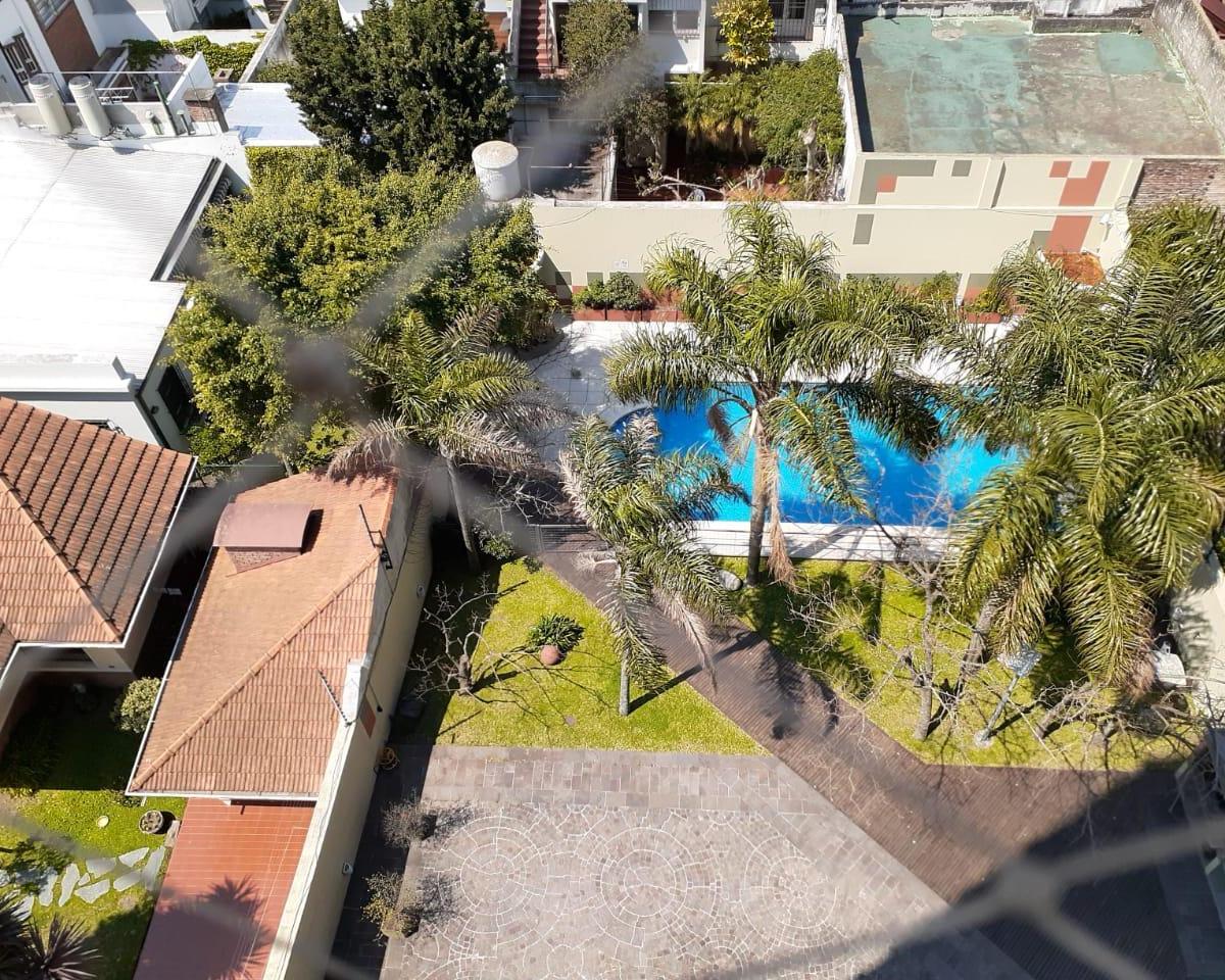 Tres Ambientes con Cochera en Quilmes Centro. Edificio con Piscina. 1