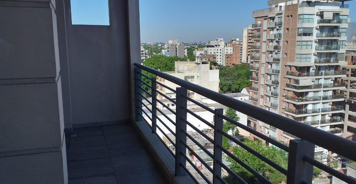 Piso con Cochera en Quilmes Centro. a m de Plaza Conesa. 3