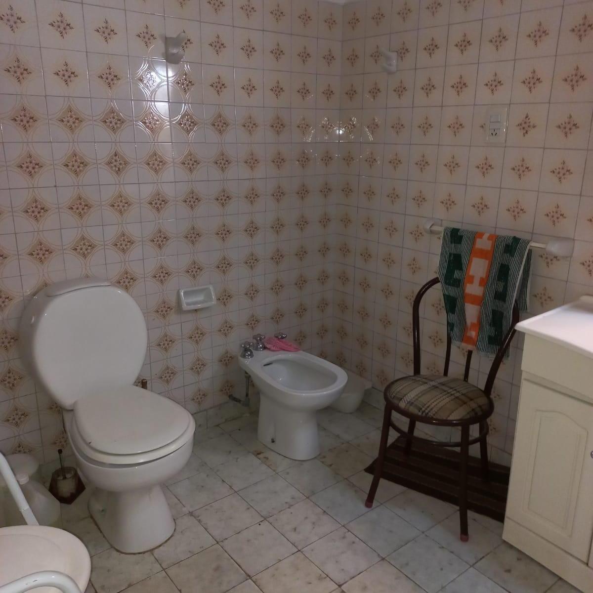 Casa con Tres Dorm. en Bernal Oeste. Oportunidad. Consulte. 1