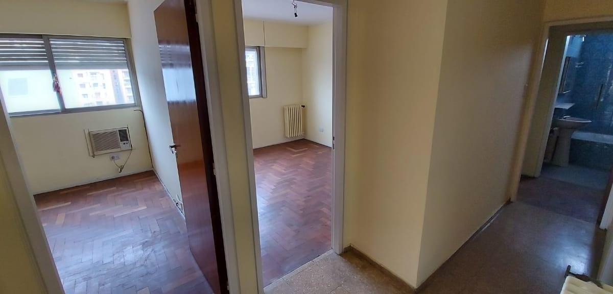 Venta 4 Dorm. + Cochera Nueva Córdoba 5
