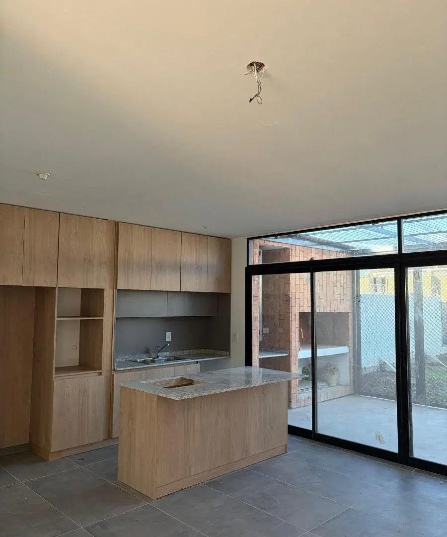 Duplex 3 dormitorios en Alquiler - Lomas del Chateau 3