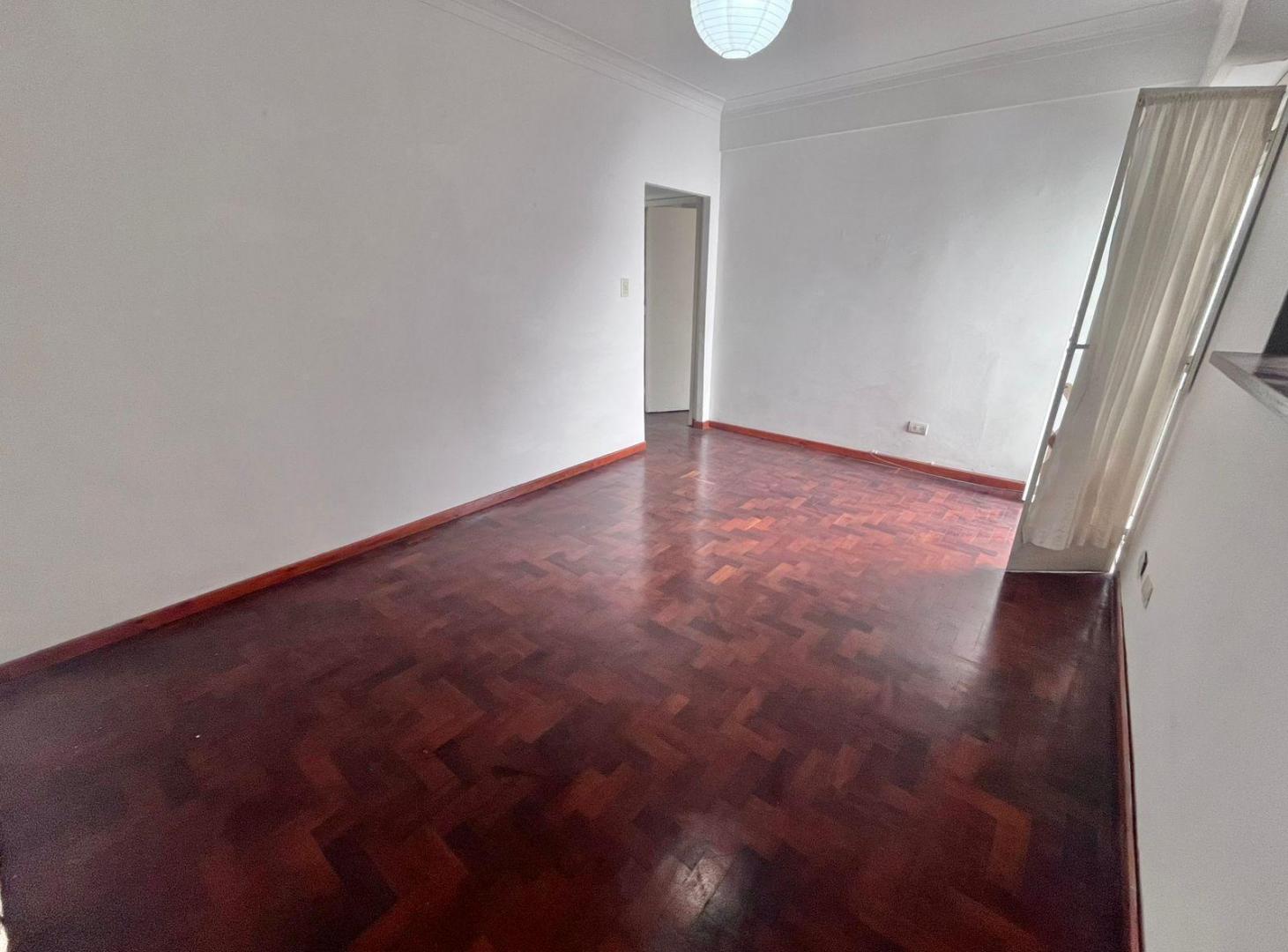 Alquiler departamento 3 amb c/ balcón en Barrio Norte