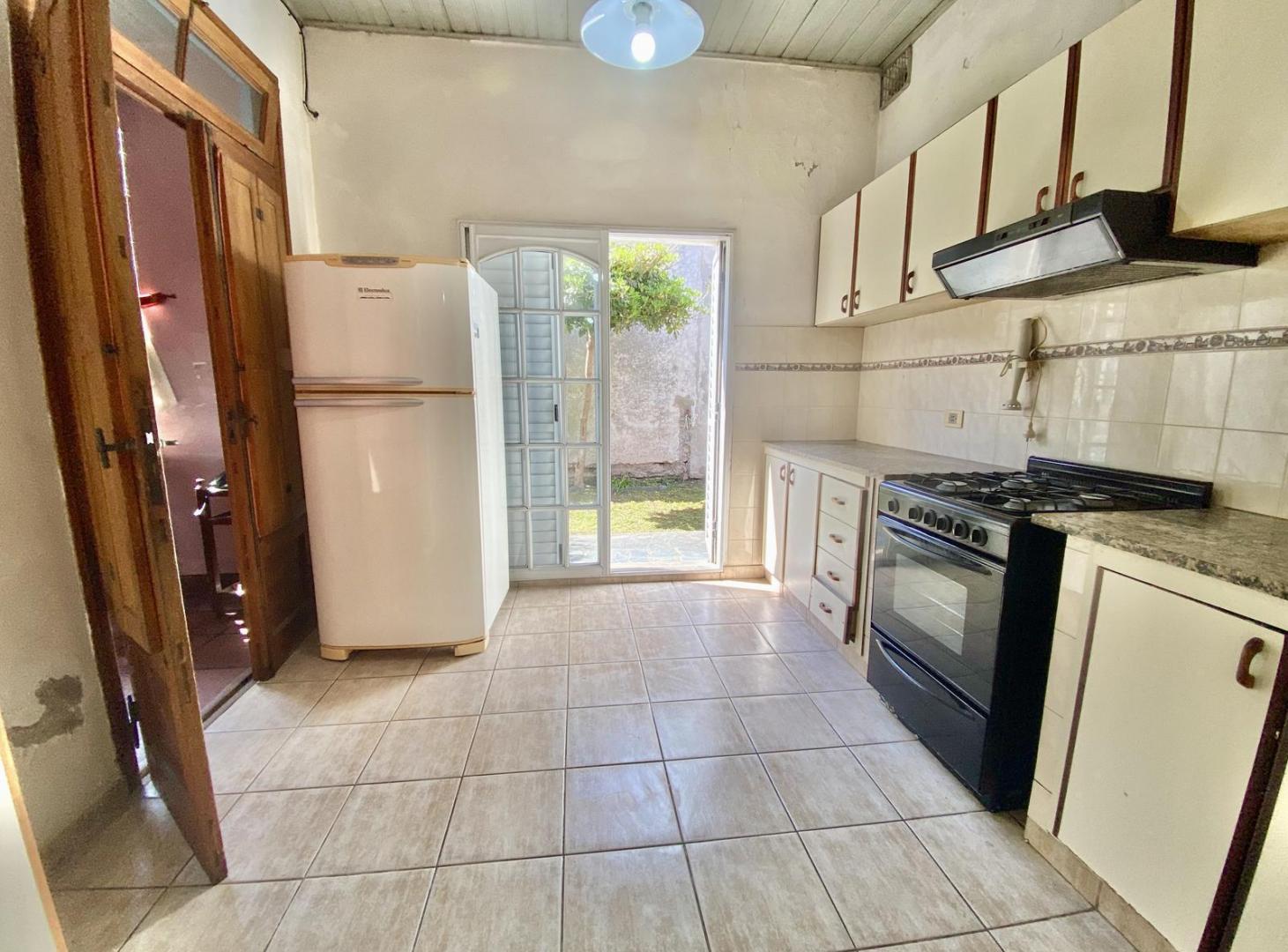 Foto de Casa en lote propio en La Plata, imagen 1
