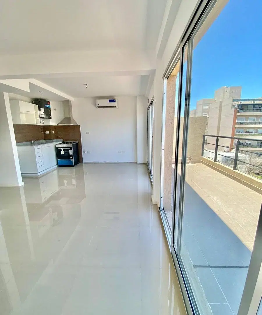 Alquiler depto semipiso de 2 Amb con balcón terraza !! 1