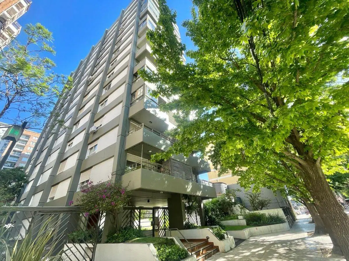 Departamento de 2 amb. en alquiler APTO PROFESIONAL en inmejorable ubicación con cochera y baulera! 4