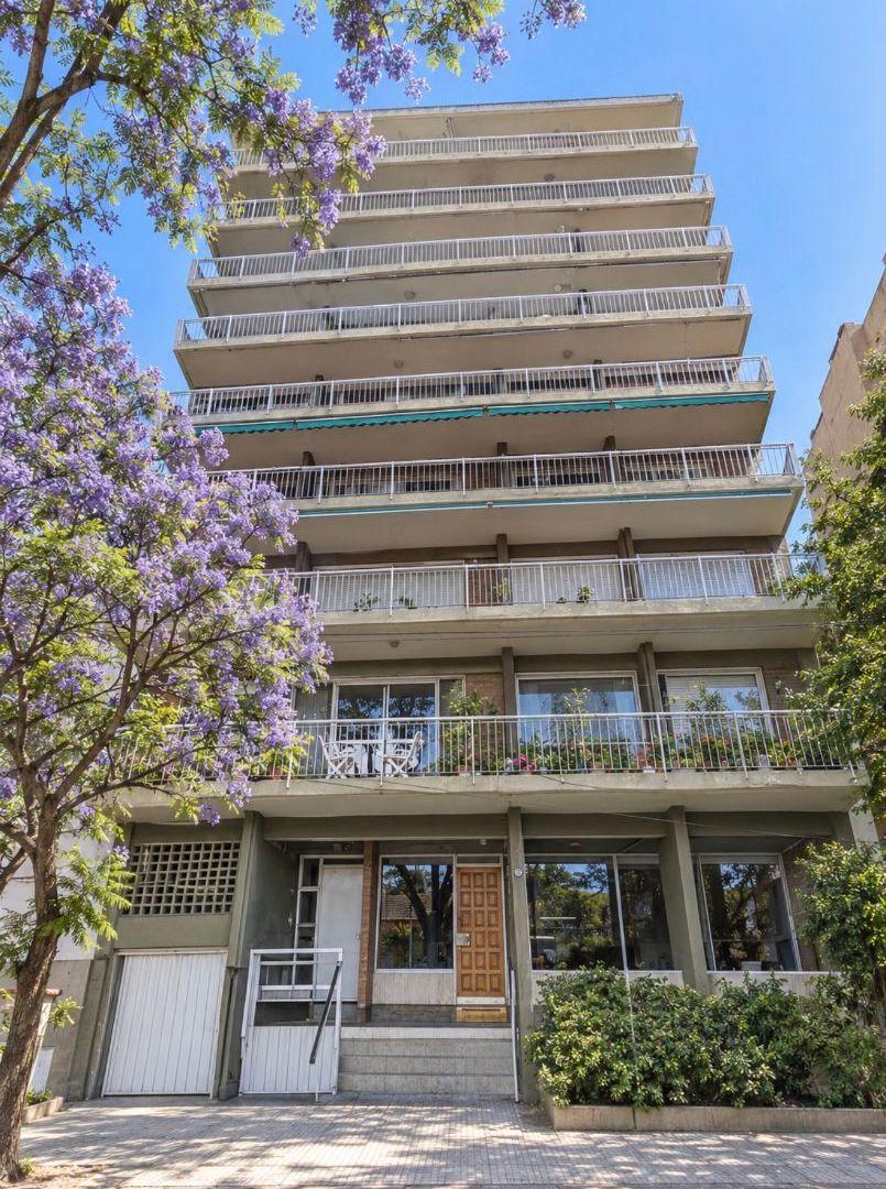 Foto de Excelente depto de 5 ambientes en Olivos, ubicado en 9no piso, con, imagen 1