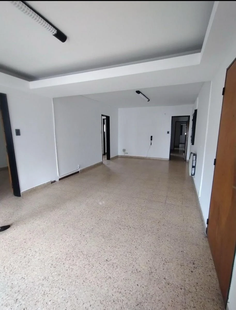 Vdo Depto 3 Dorm. con Balcon en B Nva Cba 1