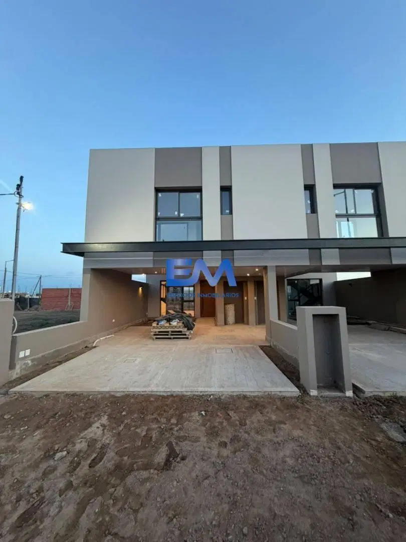 Vendo Duplex 3 Dorm - A Estrenar - Moderno - Campos de Manantiales 1