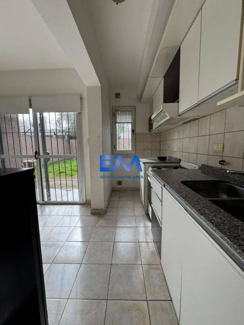 Vendo Duplex 2 Dormitrios - Patio con Asador - Barrio Arguello 8