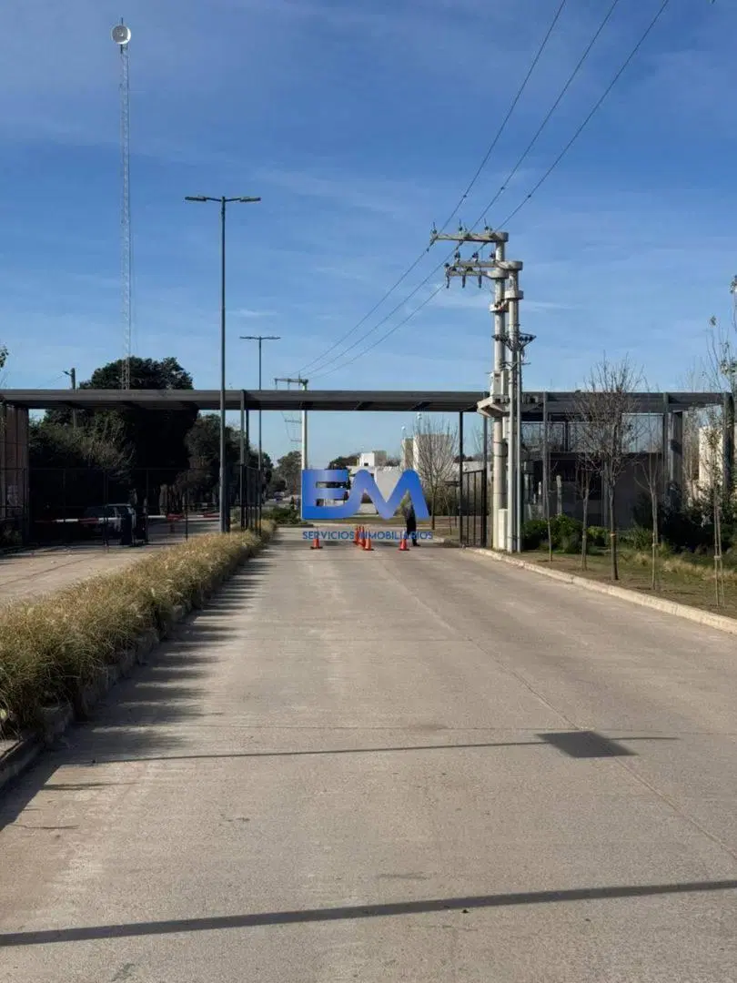 Vdo lote en Distrito Sur - 360 metros - Fdo norte - etapa 1 - Central 4
