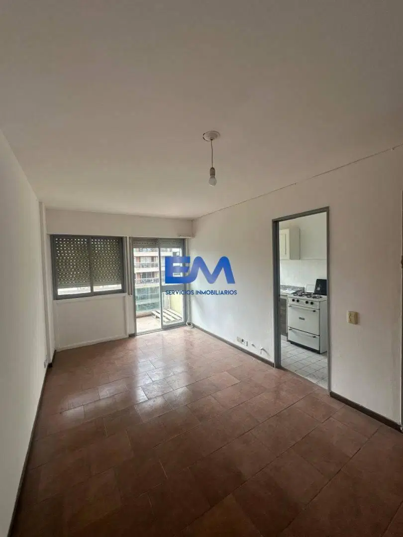 Vendo Departamento - 1 Dorm con balcon - Pleno Nueva Cordoba - Frente al Buen Pa 3