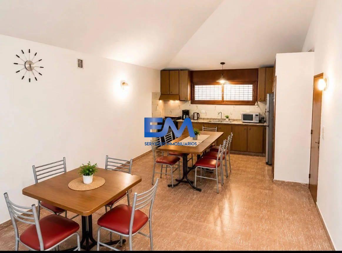 Foto de Vendo Casa Rio Segundo - 2 Dormitorios - Con Galpon - amplio terreno, imagen 1