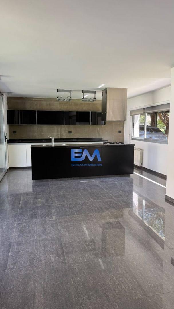 Foto de Alquilo Casa Country La Runfina - 5 Dormitorios - Seguridad 24hs, imagen 4