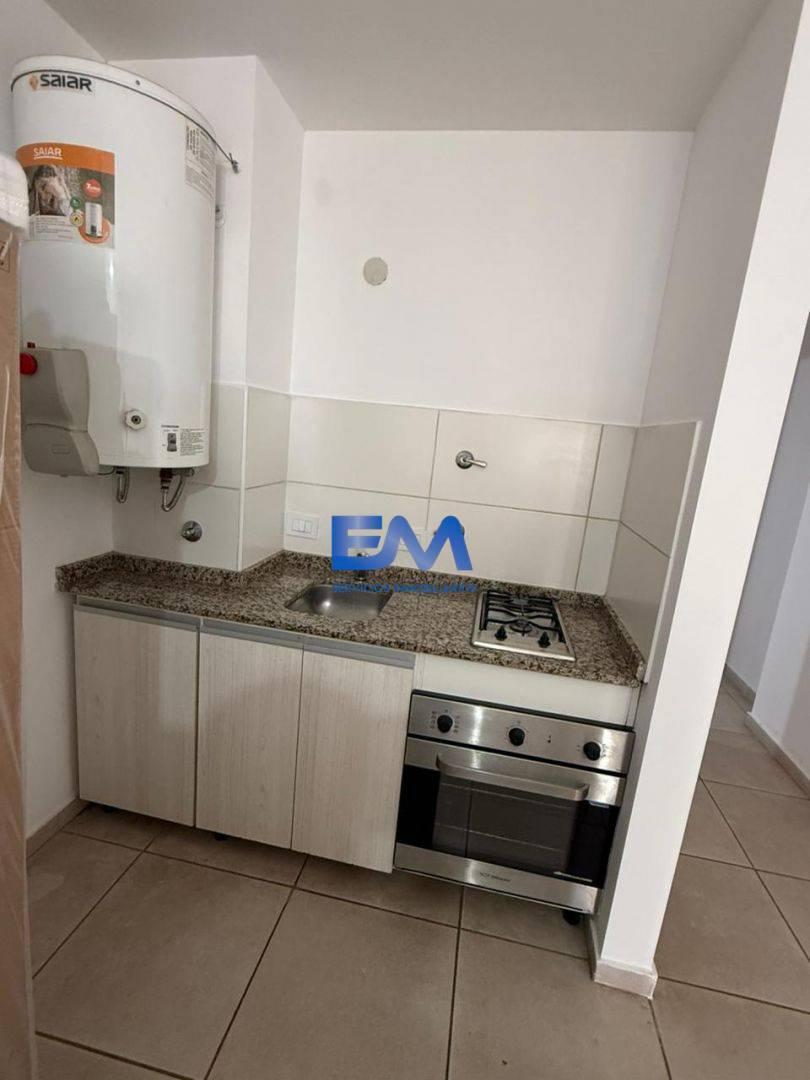 Foto de Alquilo departamento SEMI AMOBLADO - 1 dormitorio C/ Balcón -a mts de, imagen 4