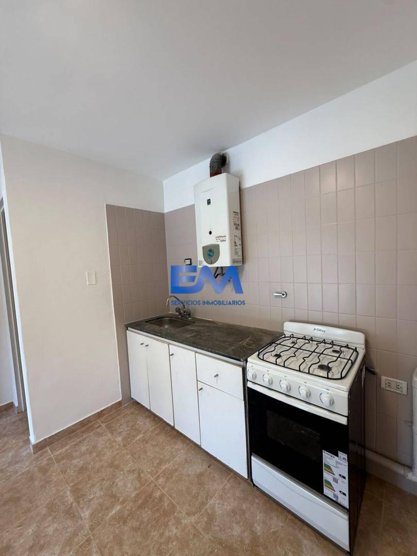 Foto de vendo departamento de un dormitorio en barrio centro con escritura, imagen 4