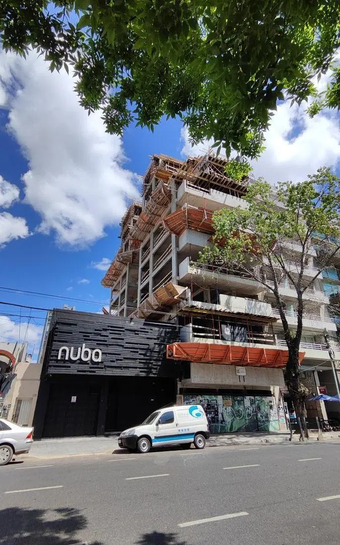 Venta 2 ambientes al contrafrente en Palermo Hollywood. Entrega fines 2026. Con terraza. 4