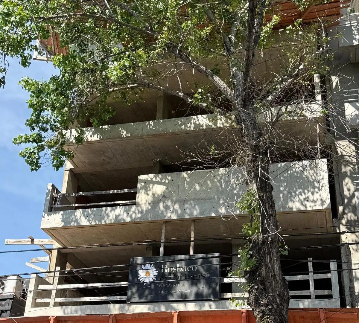 Venta 2 ambientes al contrafrente en Palermo Hollywood. Entrega fines 2026. Con terraza. 5