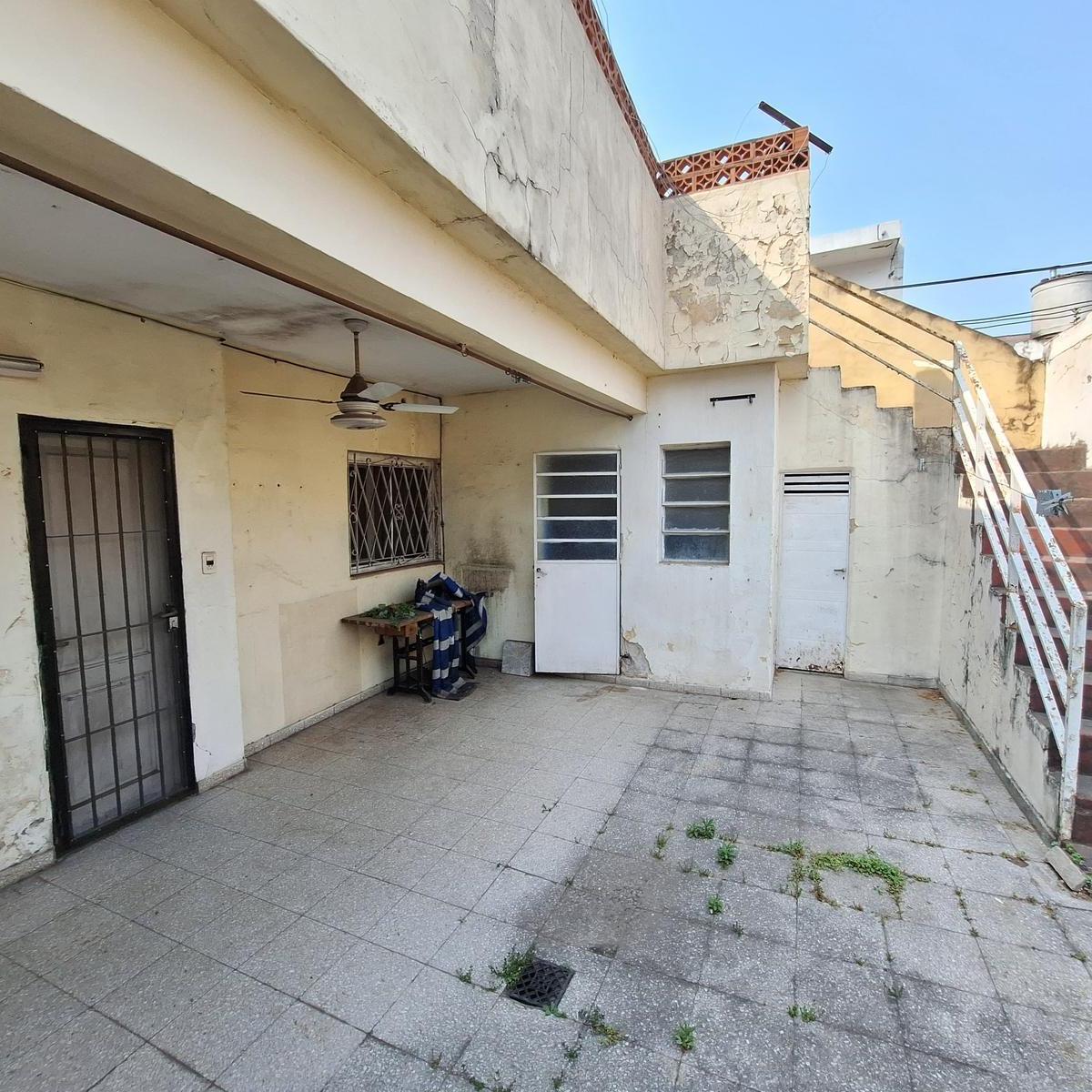 Venta Casa en Zona Oeste Barrio Belgrano 5